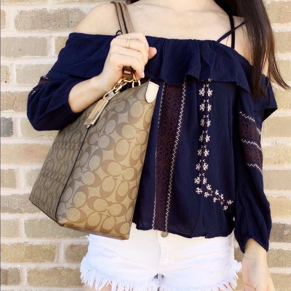 Gaby’sBags👜💕-Coach Large tote signature - Picture 6 of 6